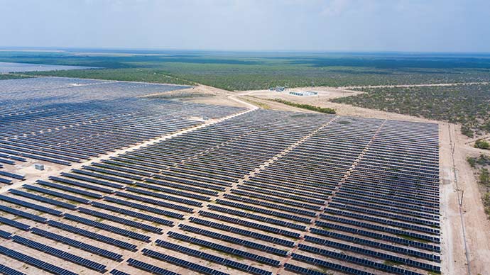 Zier Solar is located in Brackettville, Texas. The 208MW solar project produces enough electricity to power 41,600 Texas homes. The site is also home to a 40MW battery energy storage system which is helping stabilize the Texas grid.